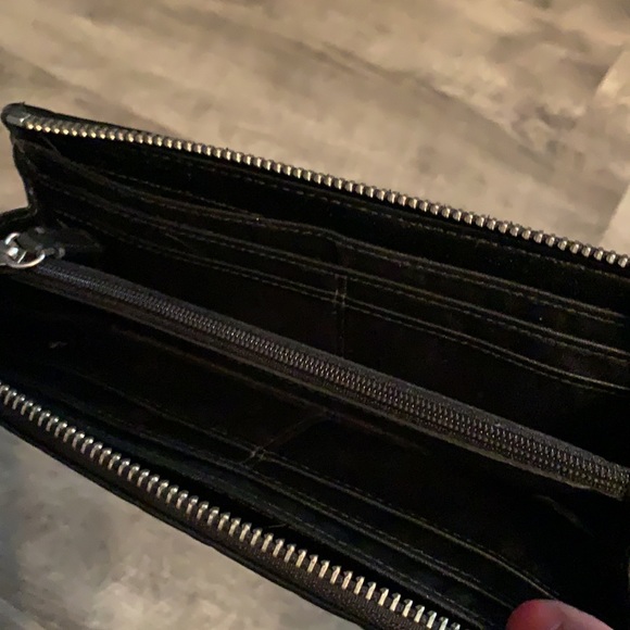 Black Coach Wristlet - Picture 4 of 9